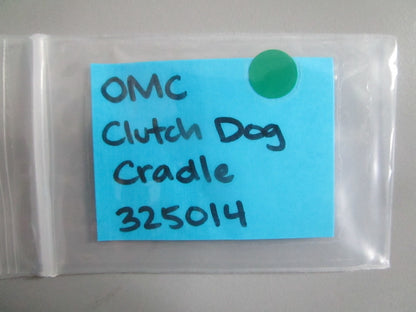 NEW OEM 325014 0325014 OMC Johnson Evinrude Clutch Dog Cradle 0820