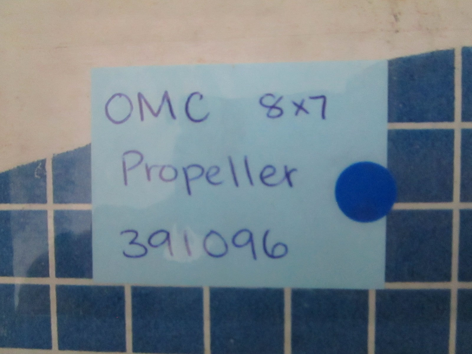 *NEW OEM* 0820 OMC Johnson Evinrude 8×7 Propeller 391096 0391096