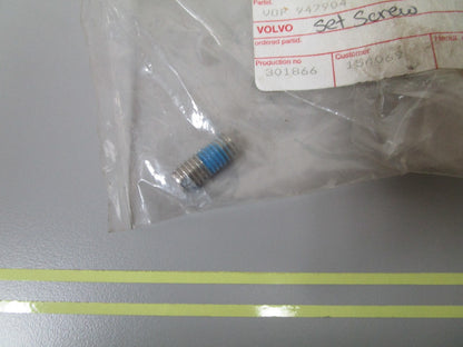 *NEW OEM* 0810 Volvo Penta Set Screw 947904