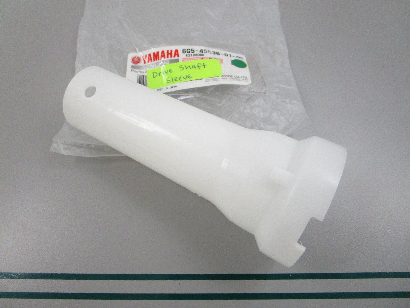 NEW OEM 6G5-45536-01-00 Yamaha Drive Shaft Sleeve 0810