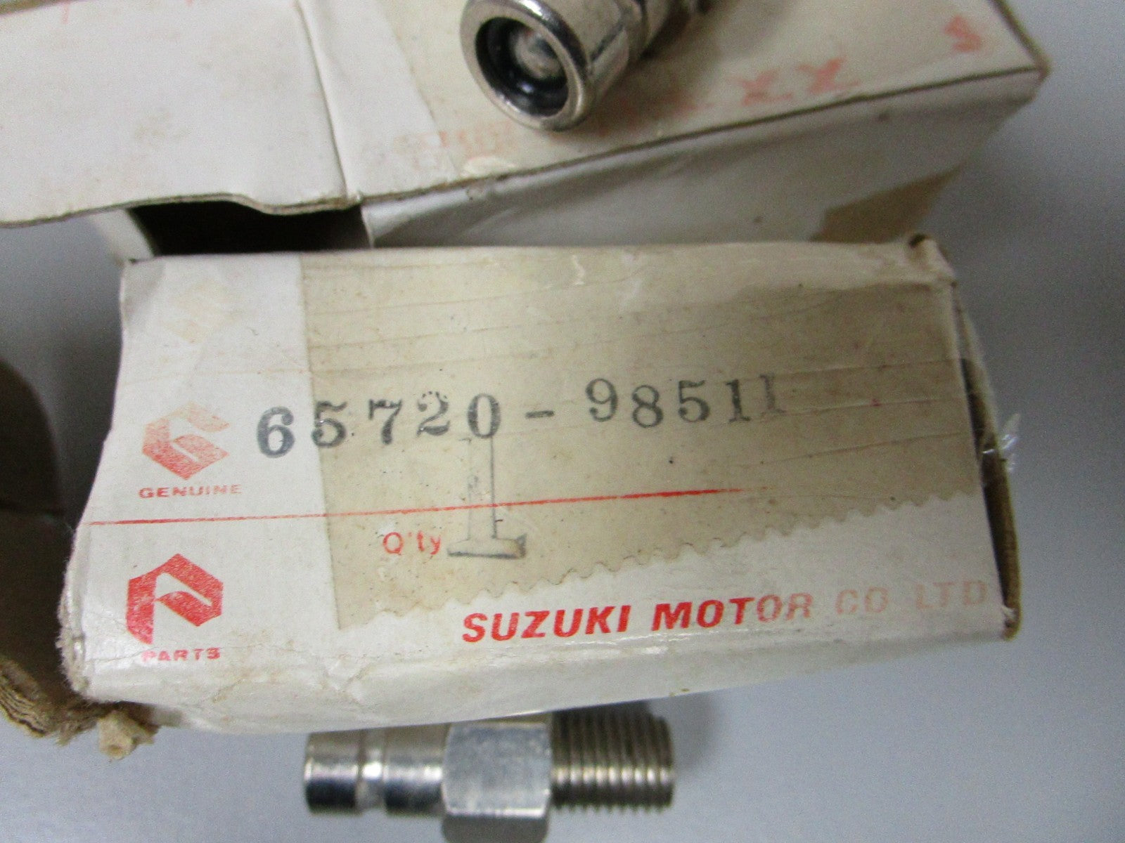 NEW OEM (LOT OF 4) 65720-98511 Suzuki Connector Plug 0810
