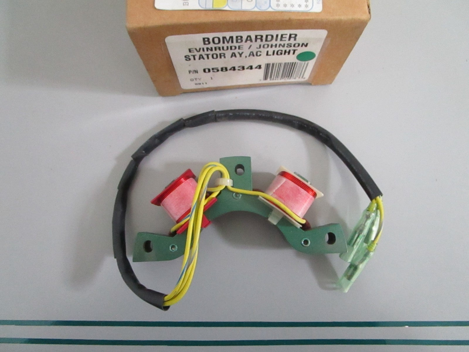 NEW OEM 584344 0584344 OMC Johnson Evinrude AC Light Stator Assy 0820