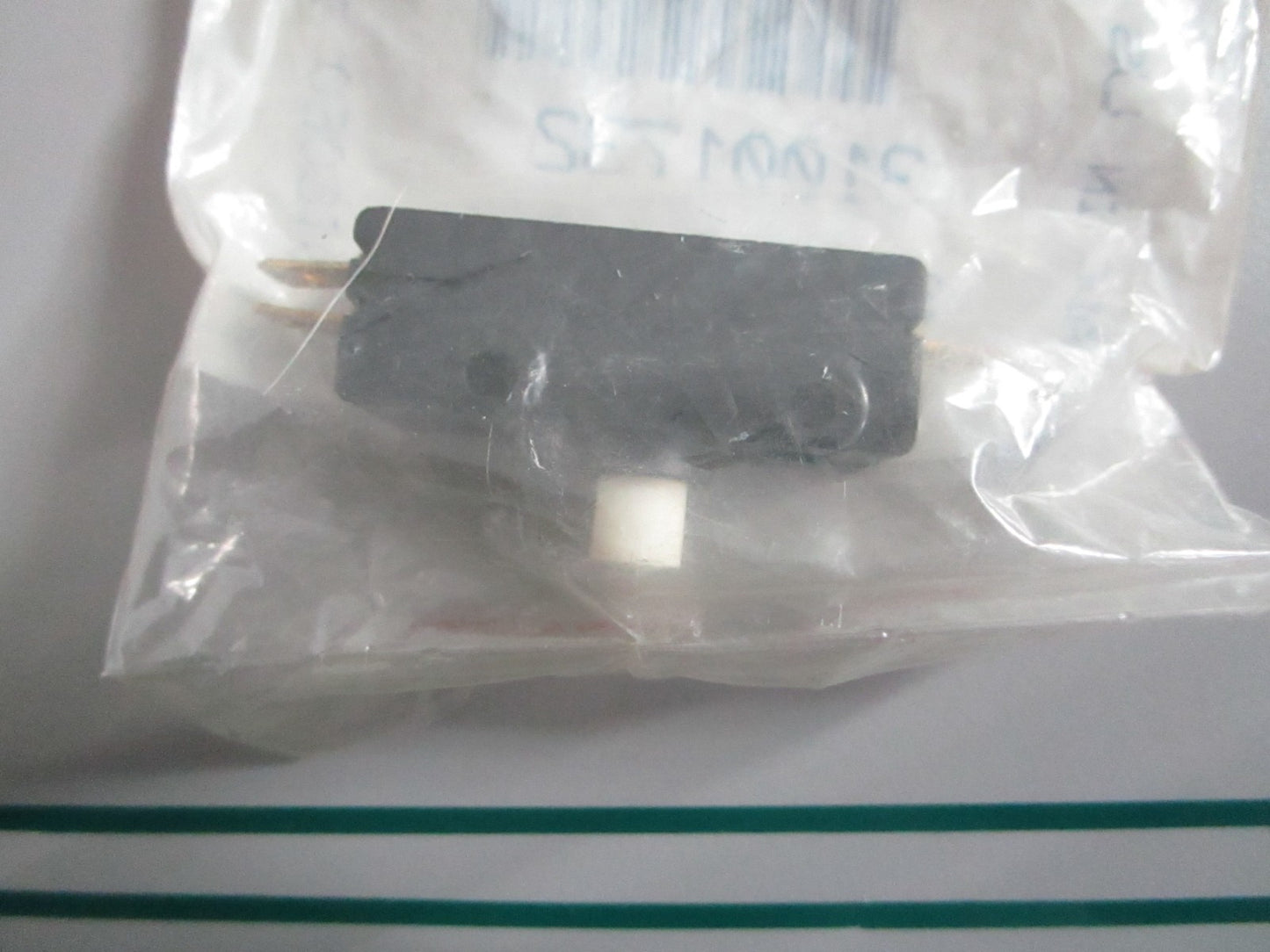 NEW OEM 31001732 Whirlpool FSP Dryer Door Switch 0820