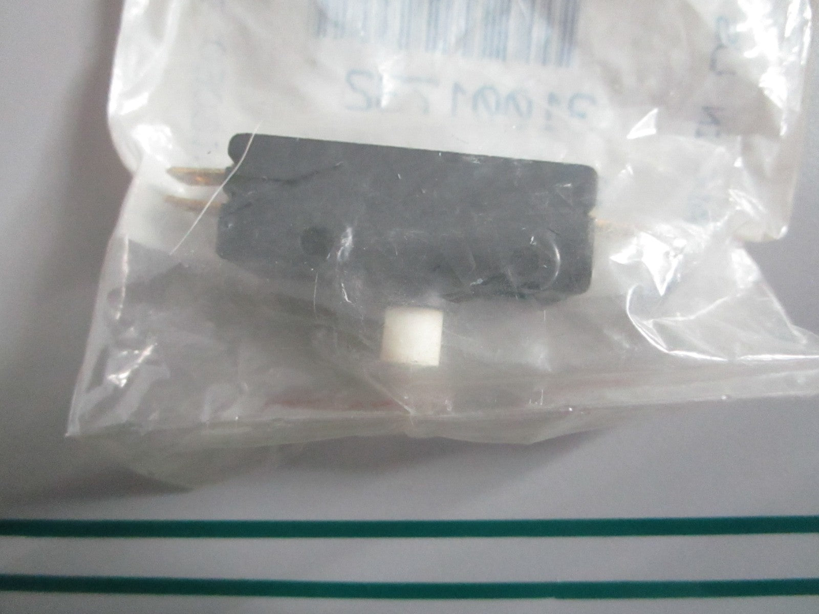 NEW OEM 31001732 Whirlpool FSP Dryer Door Switch 0820