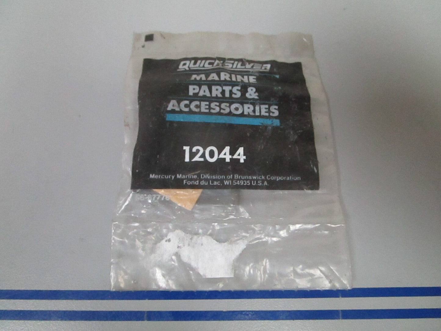 *NEW OEM* 0810 Mercury Quicksilver Retainer 12044