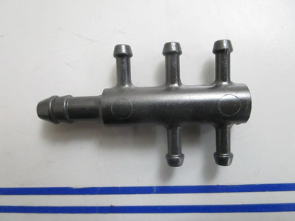 *NEW OEM* 0820 OMC Johnson Evinrude Fuel Manifold 394385 0394385