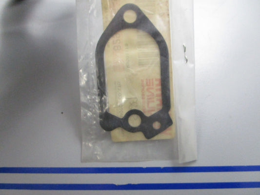 *NEW OEM* 0810 Yamaha Cover Gasket 6J8-12414-A0-00