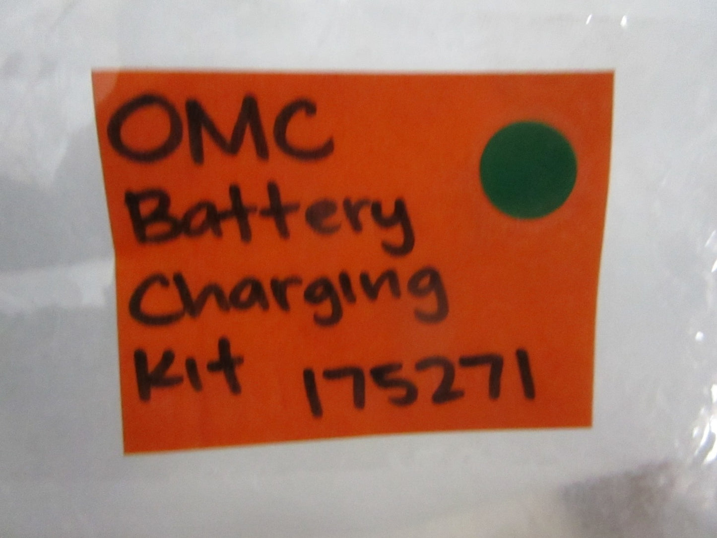 NEW OEM 175271 0175271 OMC Johnson Evinrude Battery Charging Kit 0820