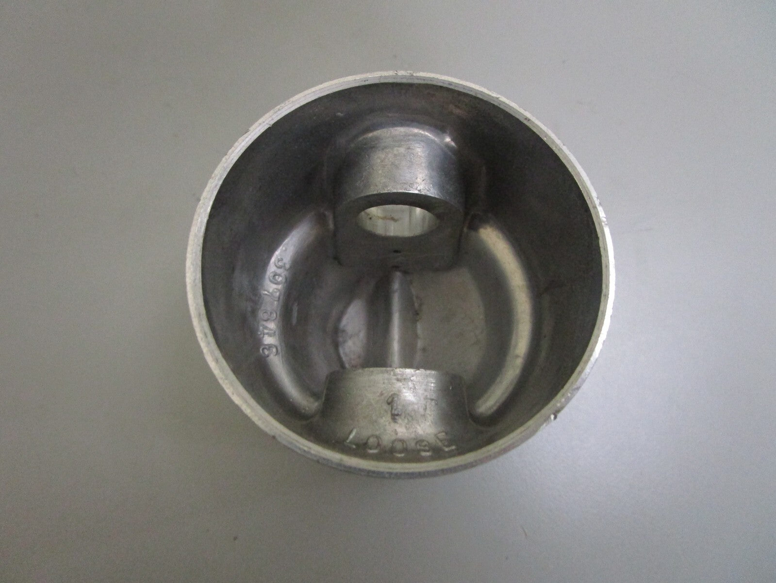 *NEW OEM* 0820 OMC Johnson Evinrude Piston 378375 0378375 307846