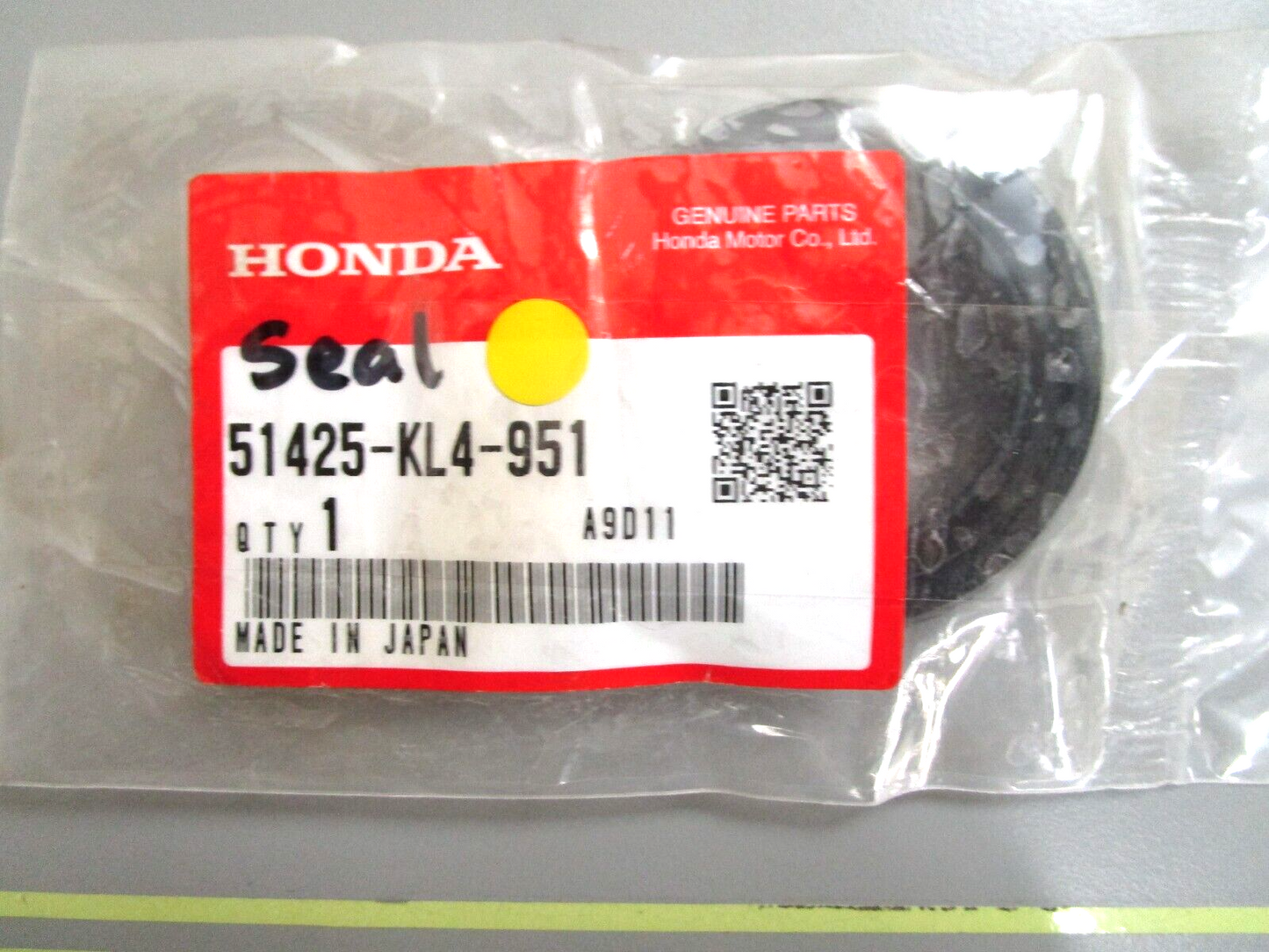 *NEW OEM* 0750 Honda SEAL 51425-KL4-951