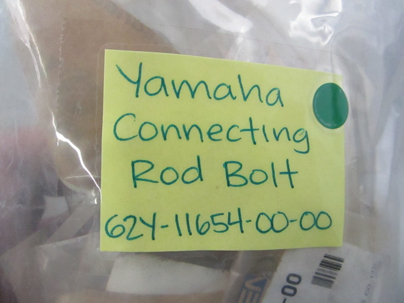NEW OEM 62Y-11654-00-00 Yamaha Connecting Rod Bolt 0810
