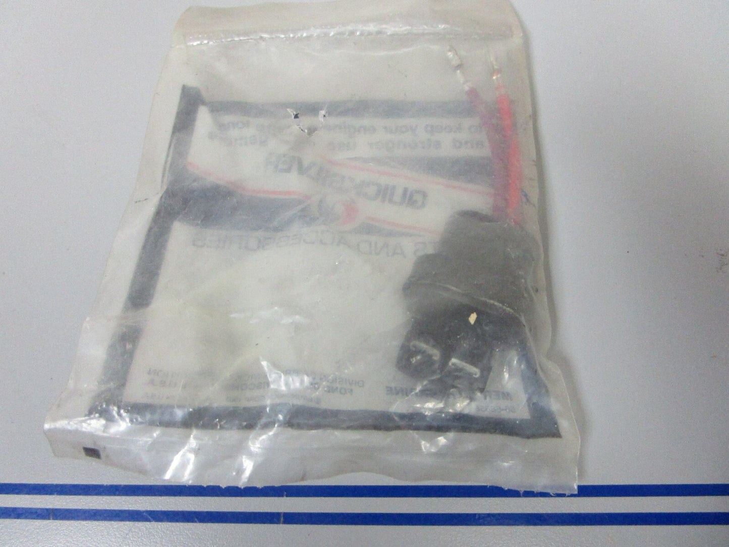 *NEW OEM* 0810 Mercury Quicksilver Connector 90671