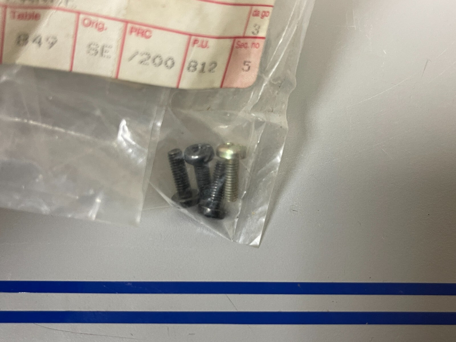 *NEW OEM* (LOT OF 4) 0810 Volvo Penta Screw 956061