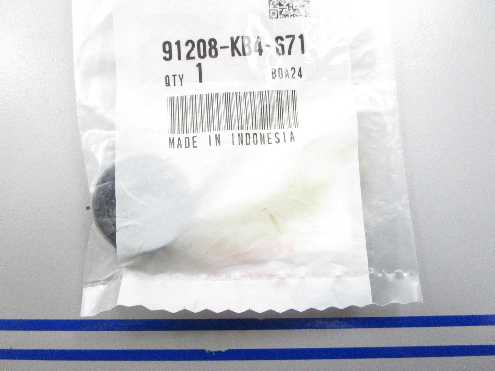 *NEW OEM* 0810 Honda Oil Seal 91208-KB4-671
