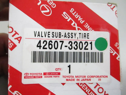 NEW OEM 42607-33021 Toyota Tire Valve Sub-Assembly 0810