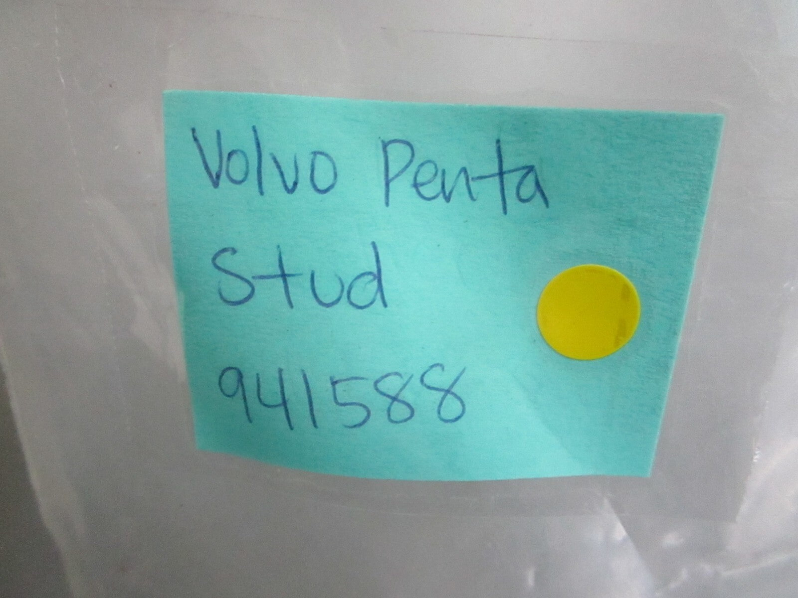 *NEW OEM* 0750 Volvo Penta STUD 941588