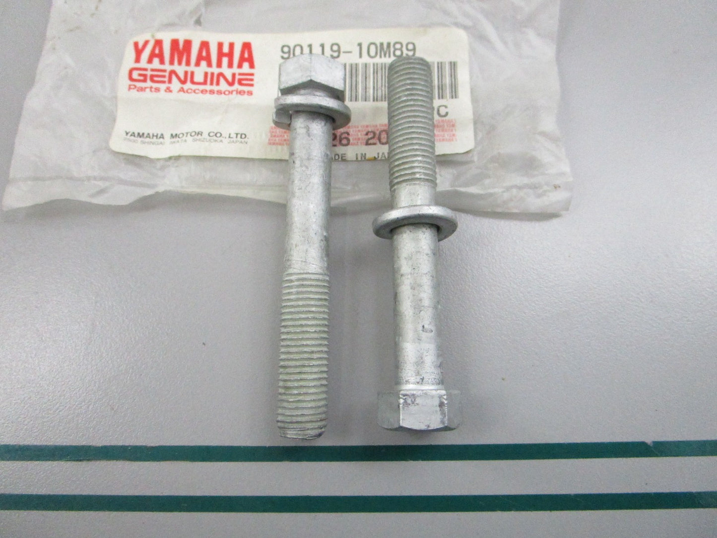 NEW OEM (LOT OF 2) 90119-10M89-00 Yamaha Bolt 0810