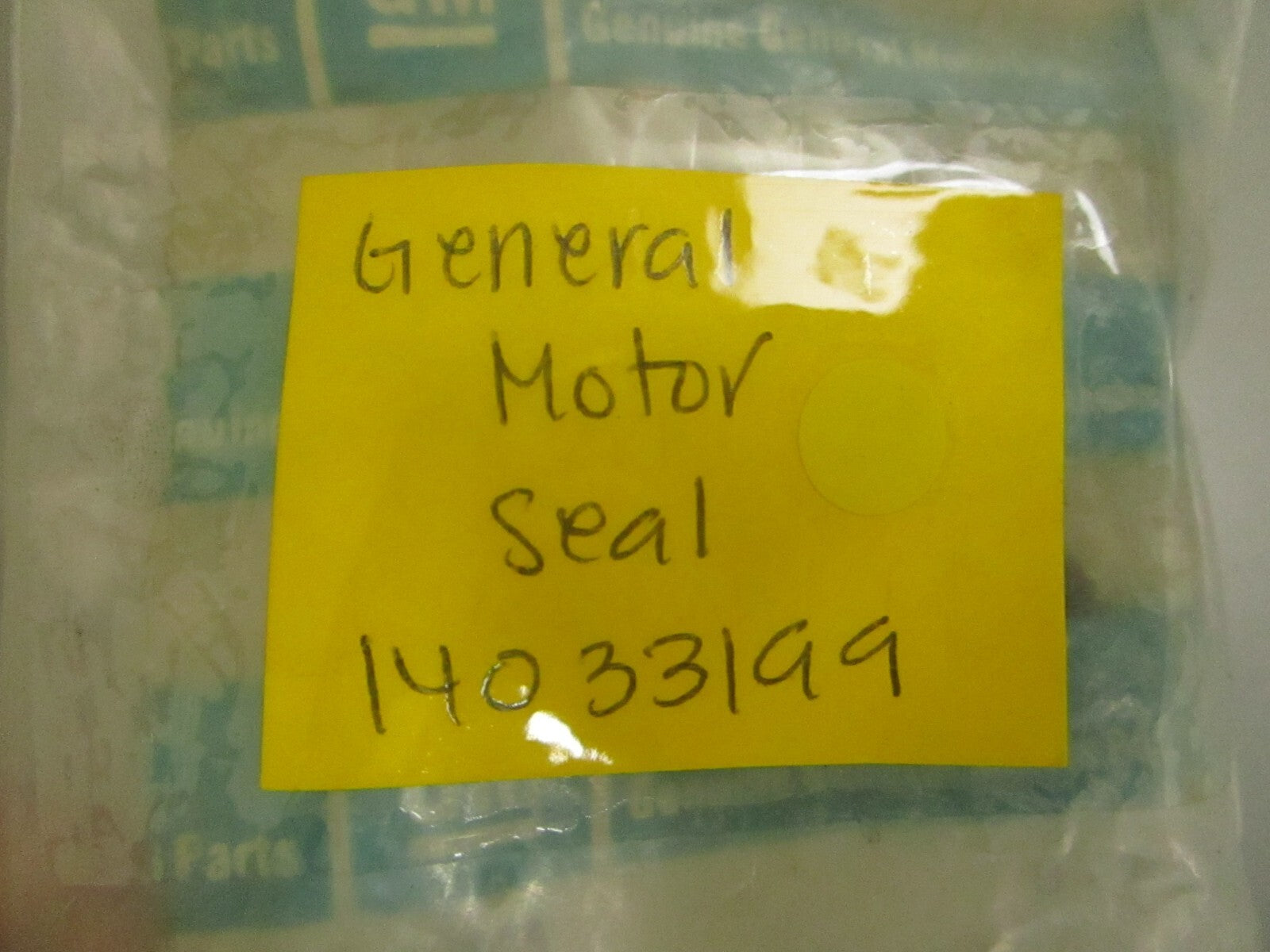 *NEW* 0750 General Motor SEAL 14033199