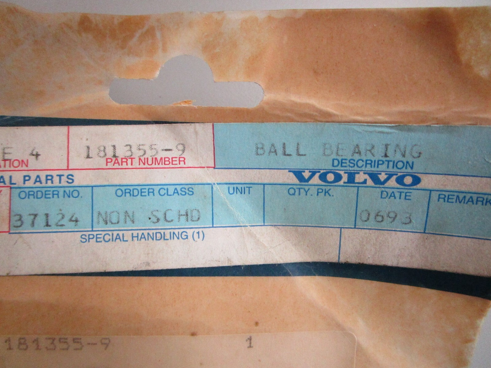 *NEW OEM* 0820 Volvo Penta Ball Bearing 181355