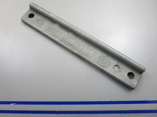 *NEW OEM* 0810 OMC Johnson Evinrude Bracket Plate 309738 0309738