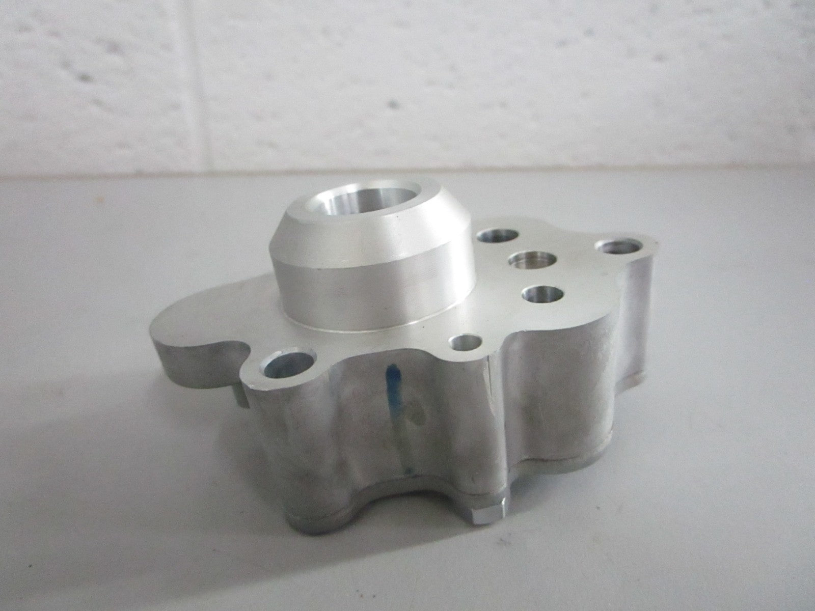 NEW OEM 8M0134436 Mercury Quicksilver Oil Pump Assy 0820