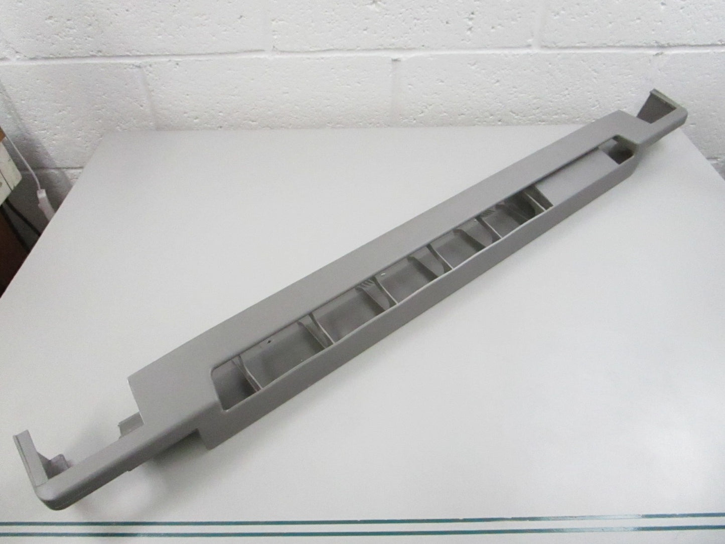 NEW OEM WPW10713153 Whirlpool Grille 0810
