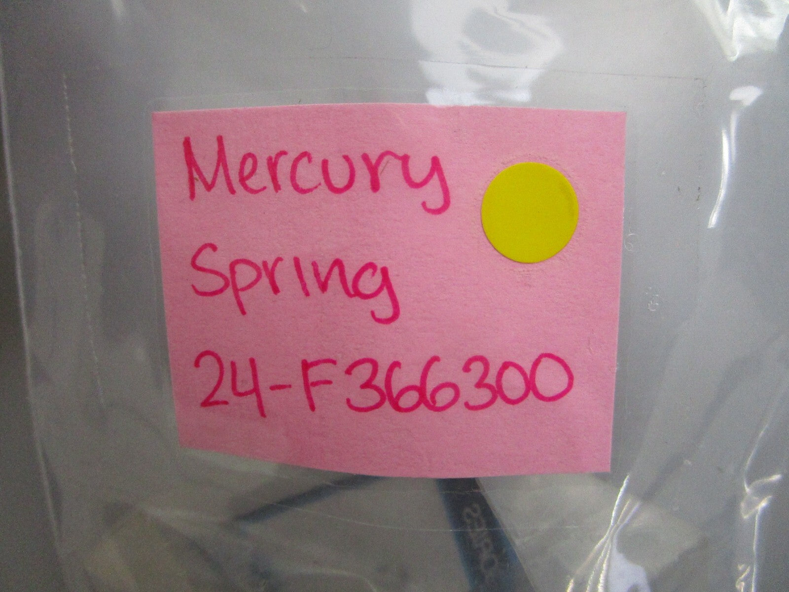 *NEW OEM* 0820 Mercury Quicksilver Spring 24-F366300