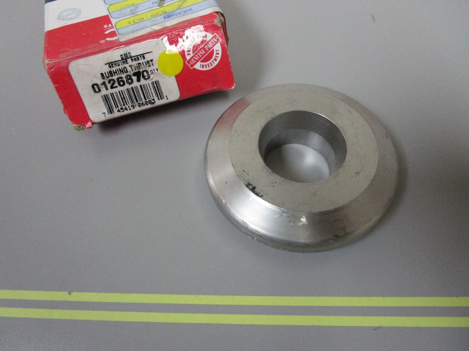 *NEW OEM* 0810 OMC Johnson Evinrude Thrust Bushing 126870 0126870
