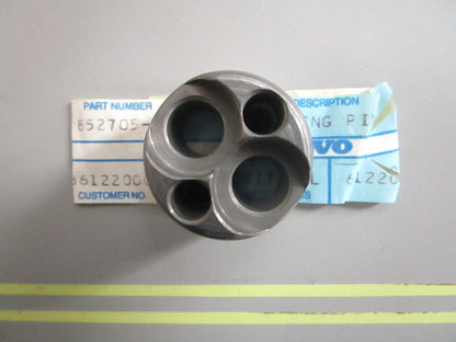 *NEW OEM* 0820 Volvo Penta Bearing Pivot Pin 852705