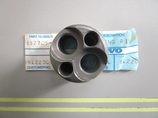 *NEW OEM* 0820 Volvo Penta Bearing Pivot Pin 852705