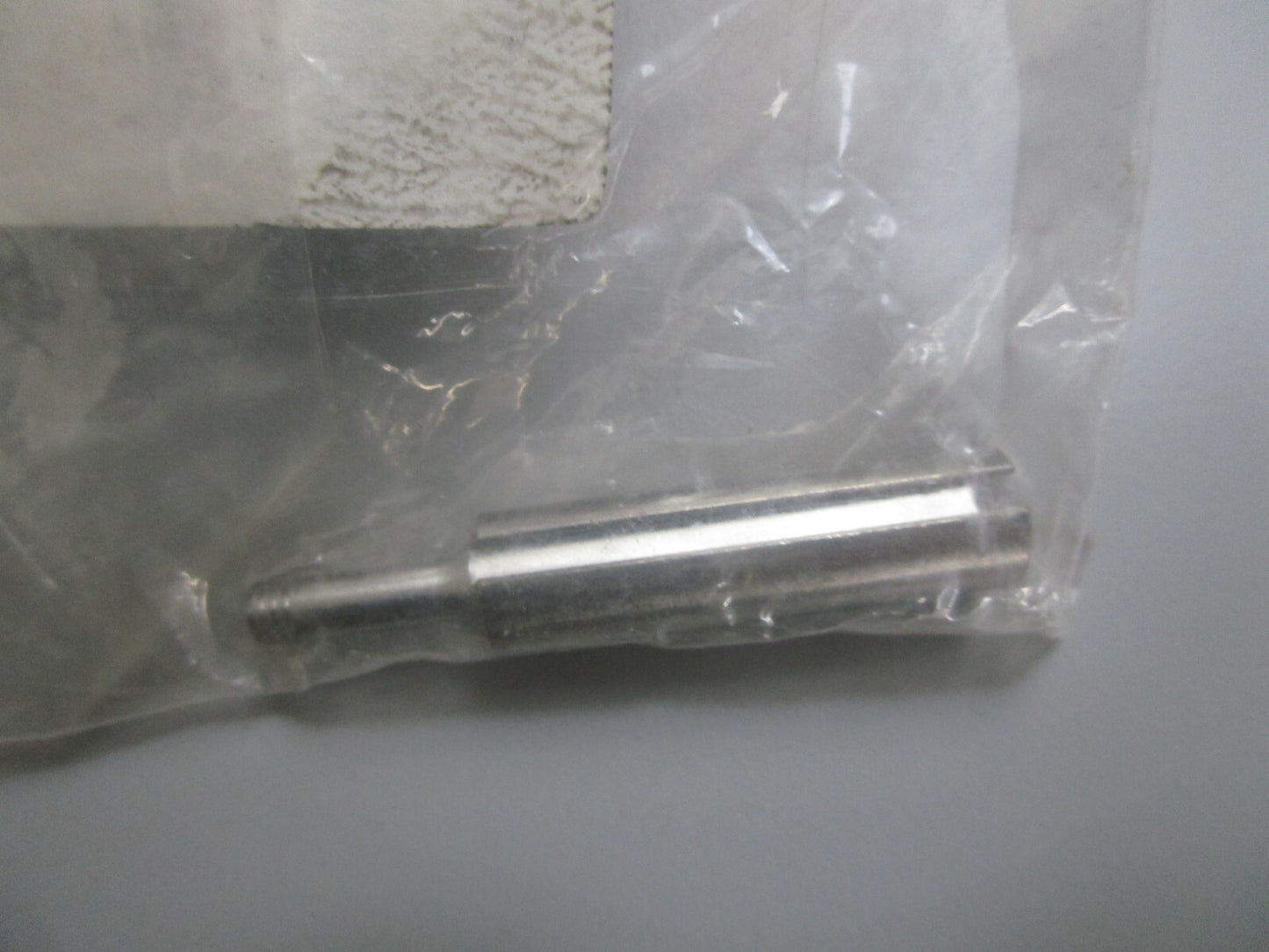 *NEW OEM* 0810 OMC Johnson Evinrude Plunger 313636 0313636