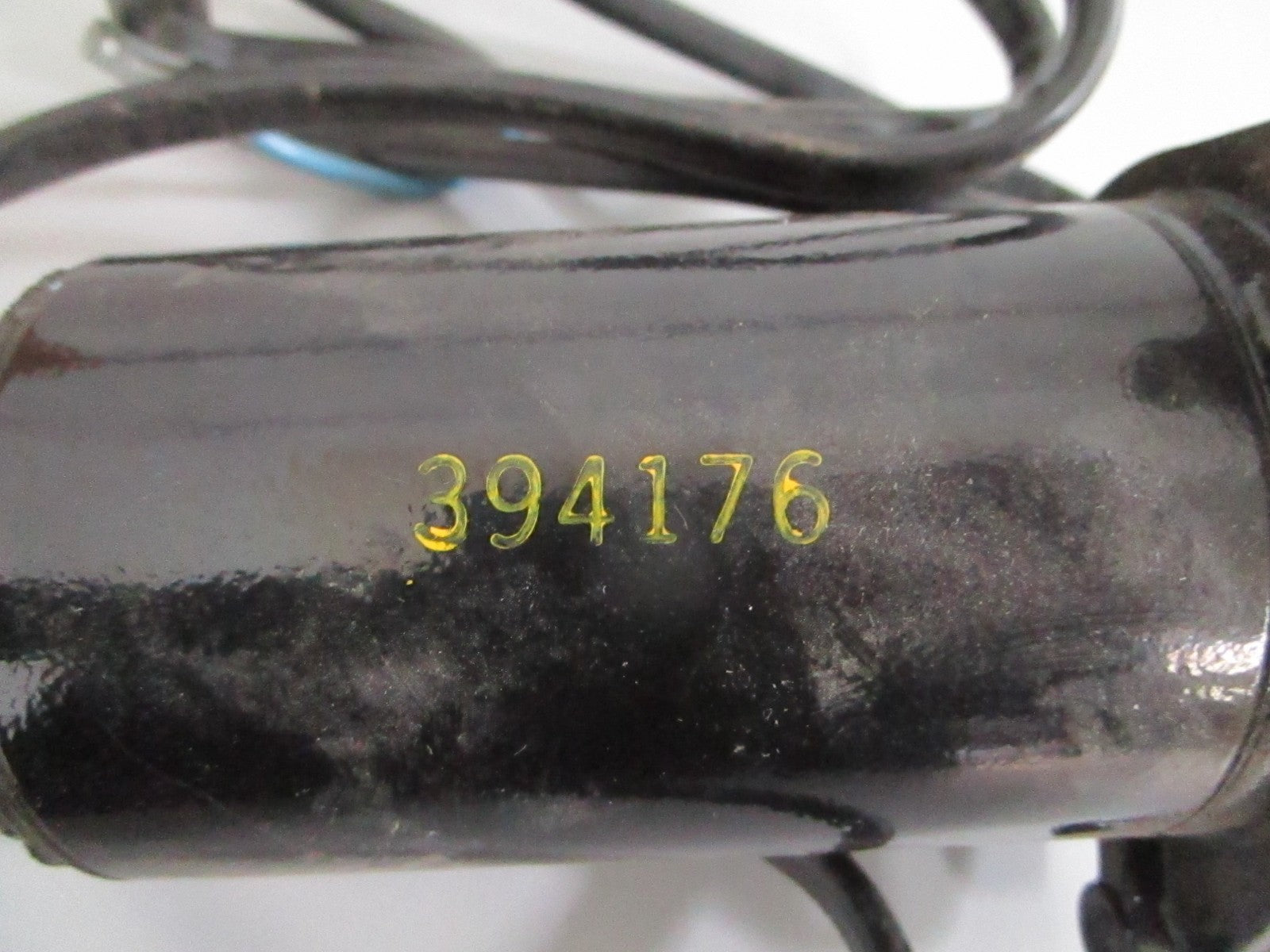 NEW OEM 394176 0394176 OMC Johnson Evinrude Trim Tilt Motor 0820