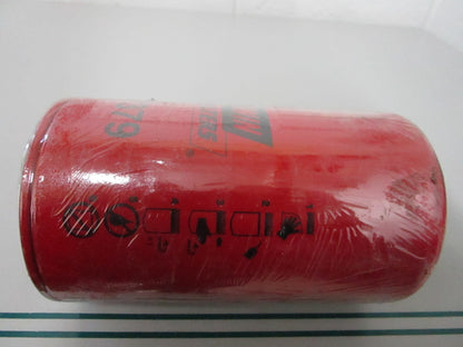 NEW B7379 Baldwin Oil Filter 0810