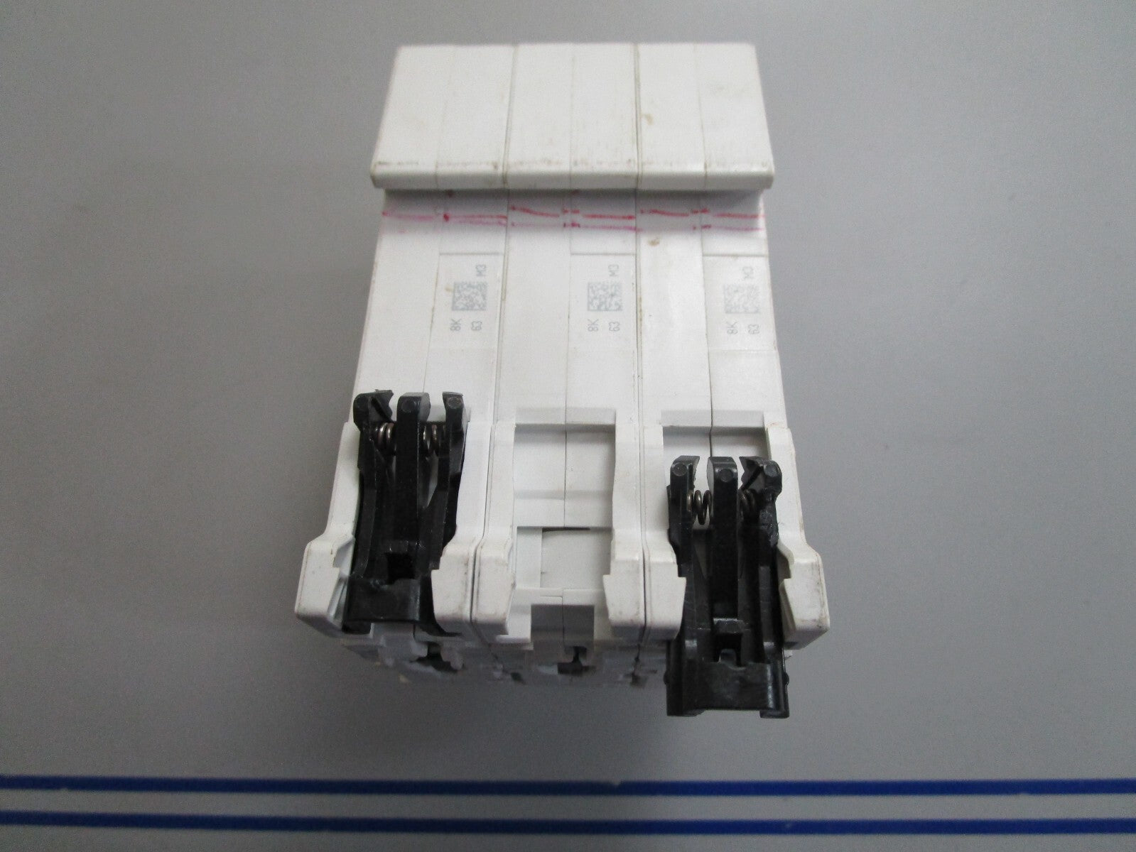 *NEW* 0820 ABB Circuit Breaker ST203M K63A