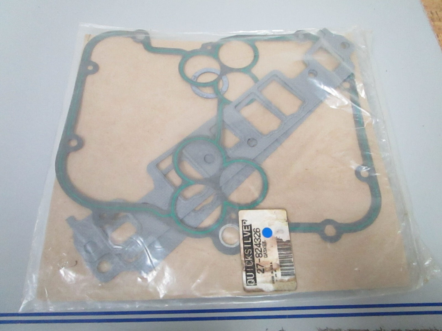 *NEW OEM* 0810 Mercury Quicksilver Gasket 27-824326