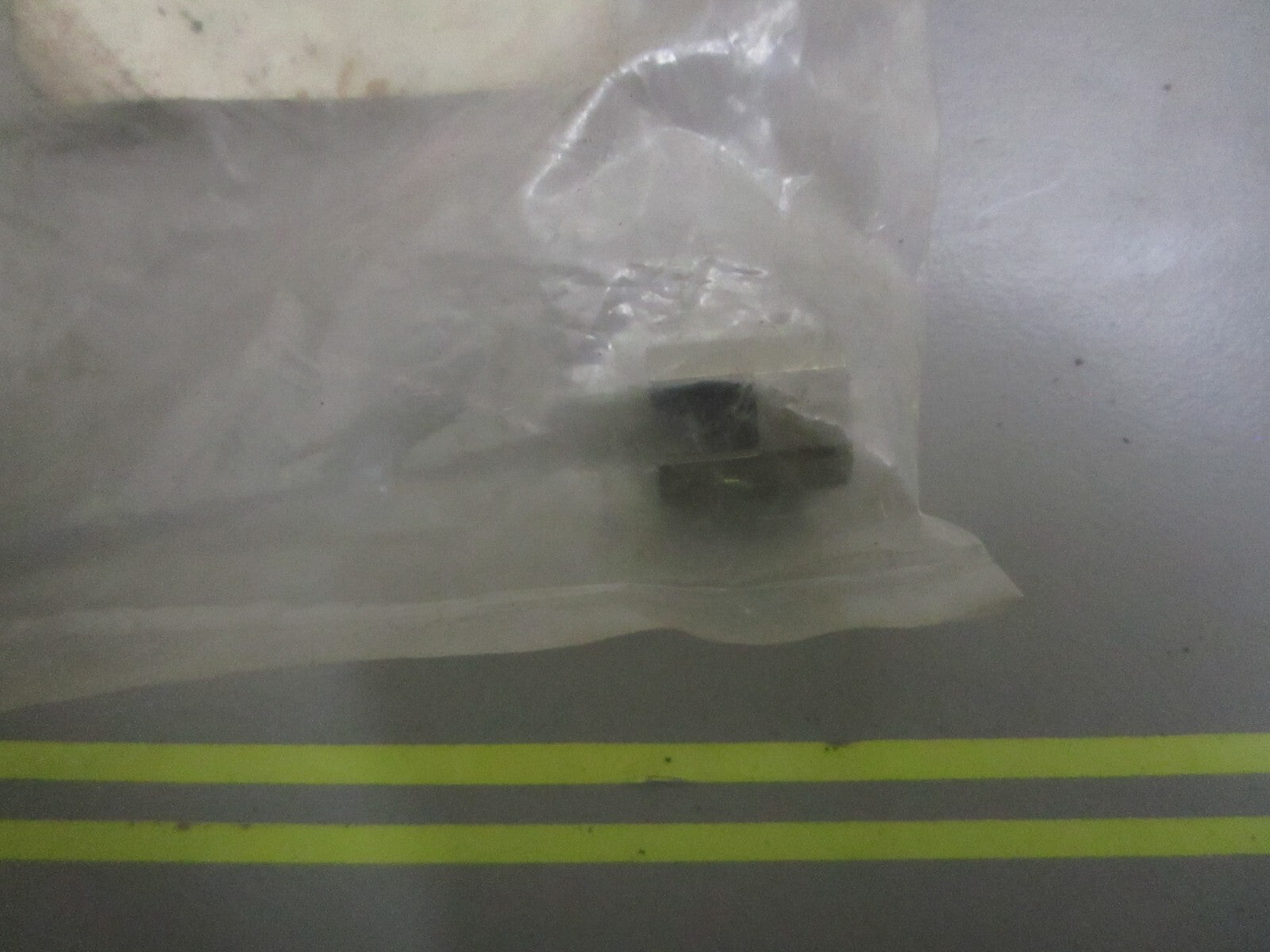 *NEW OEM* 0810 Volvo Penta Connector 3858072