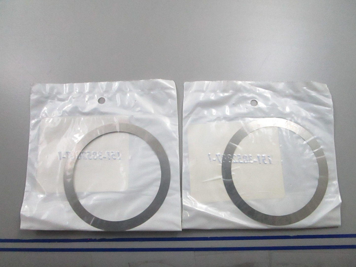 *NEW OEM* (LOT OF 2) 0810 OMC Johnson Evinrude .005 Shim 913872 0913872