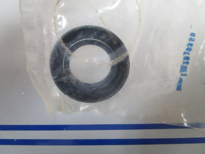 NEW OEM 2D-9359 Cat Caterpillar Seal 0720