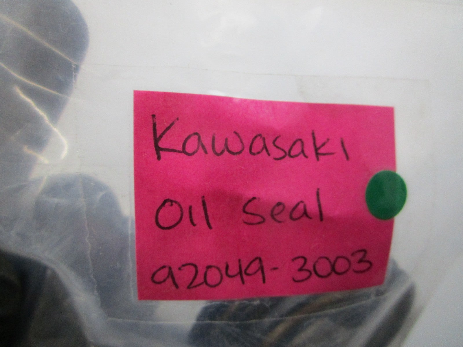 NEW OEM 92049-3003 Kawasaki Oil Seal 0810