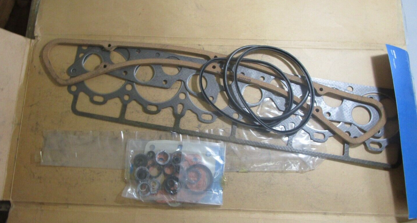 *NEW OEM* 0720 Volvo Penta Gasket Set 876359
