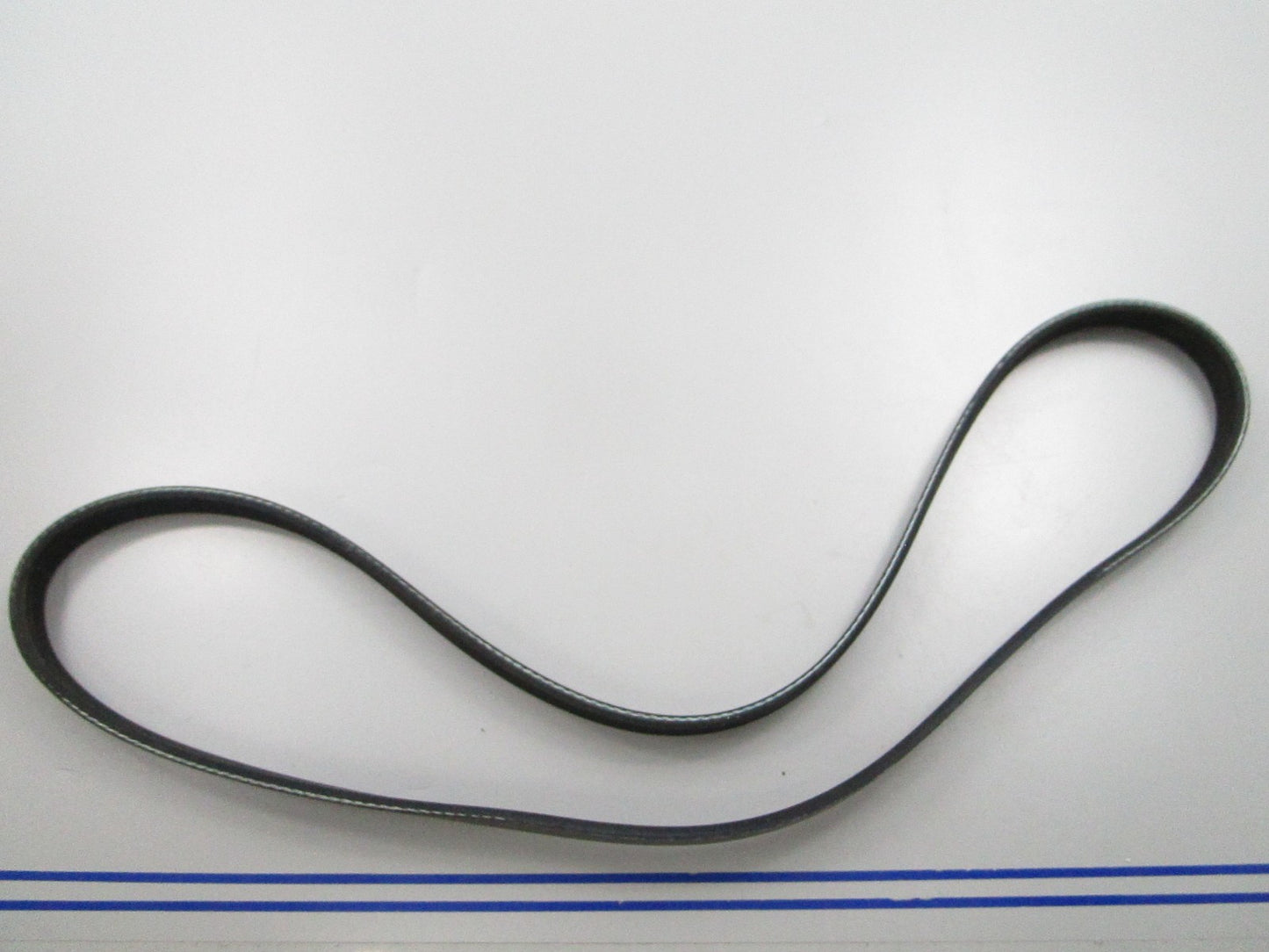 NEW K040420 Gates Micro-V Serpentine Belt 0810