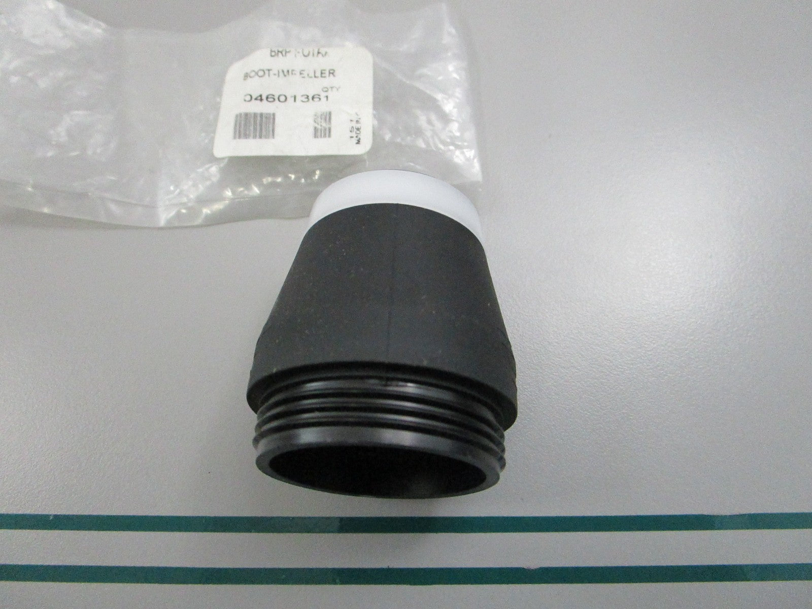 NEW OEM 460136 0460136 OMC Johnson Evinrude Impeller Boot 0810