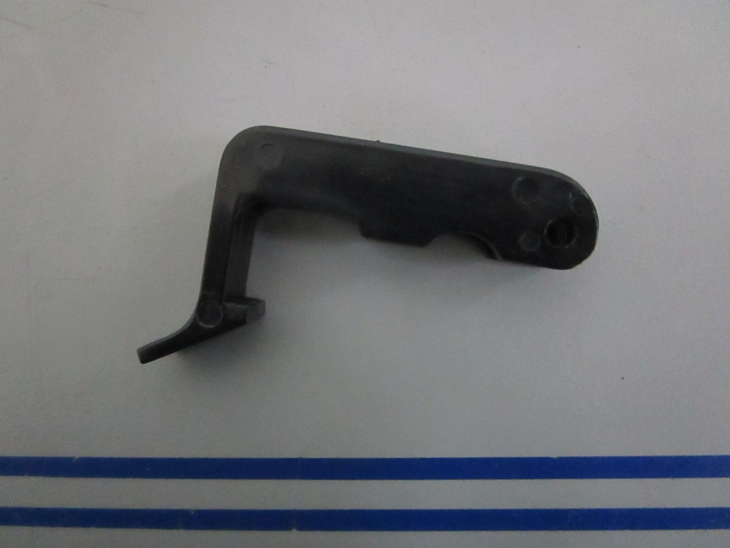 NEW OEM 81484M Mercury Quicksilver Bracket 0820