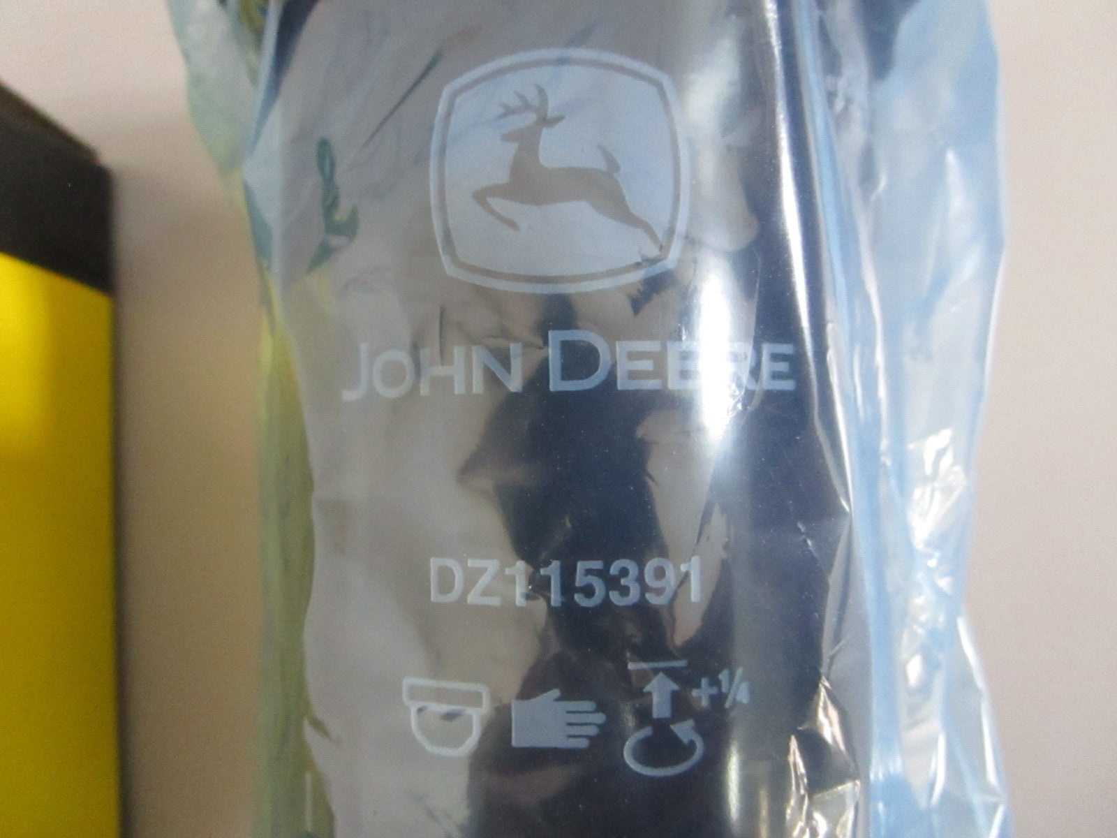 John Deere DZ115391 Primary Fuel Filter Element 6 Inch Diesel NEW OEM 0820