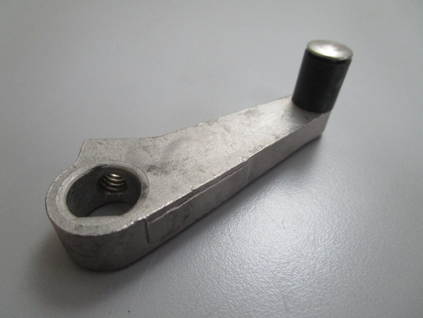 *NEW OEM* 0820 OMC Johnson Evinrude Shift Lever & Roller 983898 0983898 911724