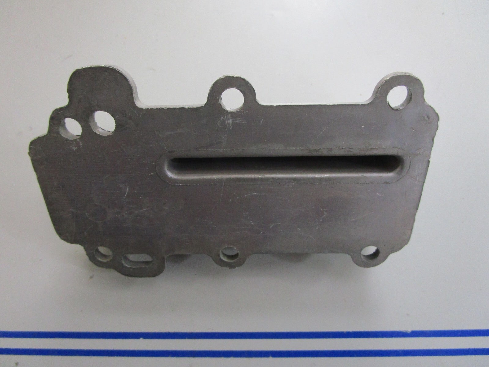 *NEW OEM* 0820 OMC Johnson Evinrude Inner Exhaust Cover 329048 0329048