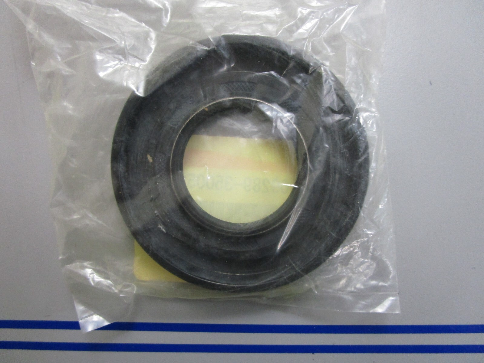 *NEW* 0810 Arctic Cat Tigershark Oil Seal 3008-033