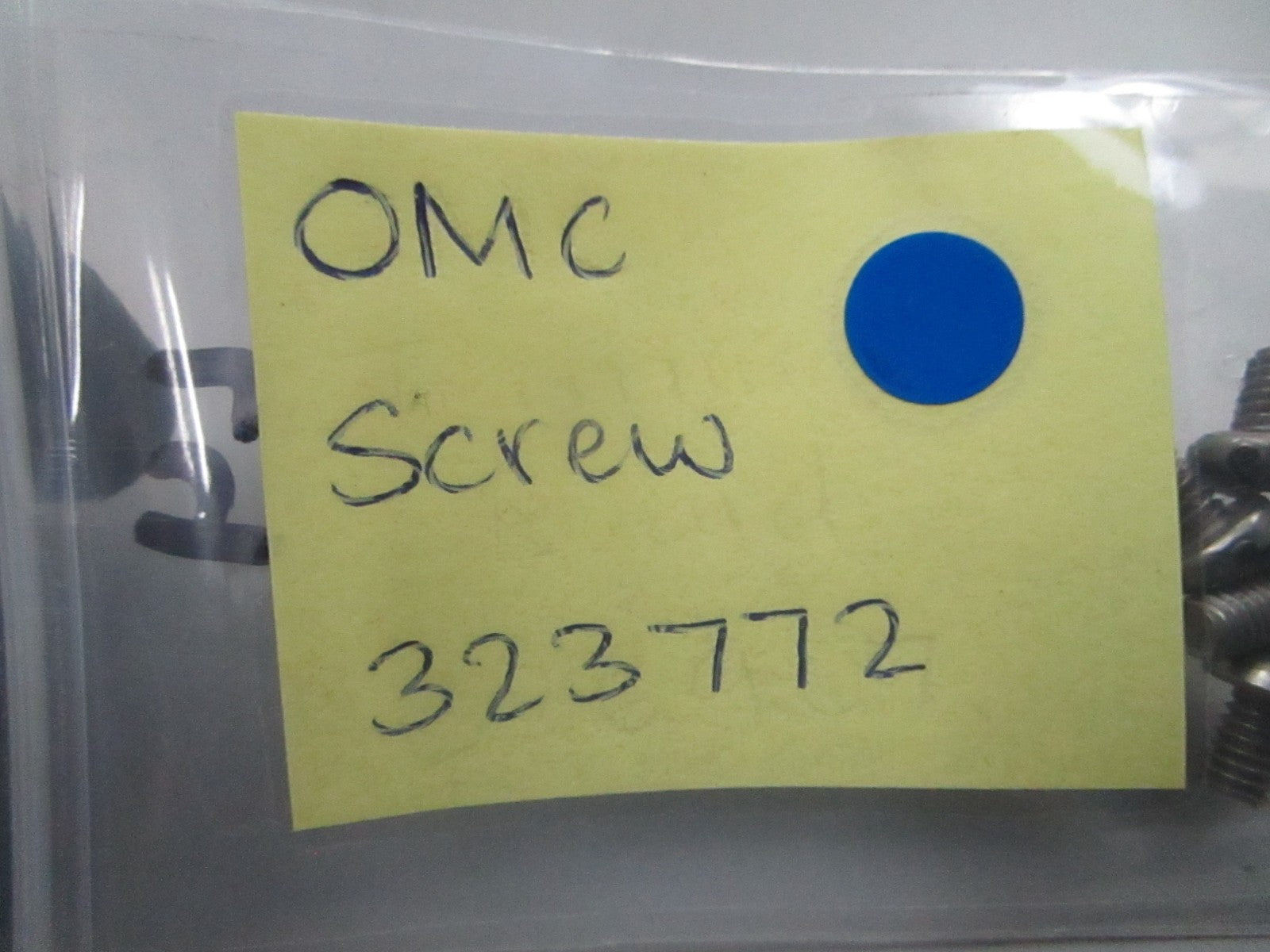*NEW OEM* (LOT OF 4) 0810 OMC Johnson Evinrude Screw 323772 0323772