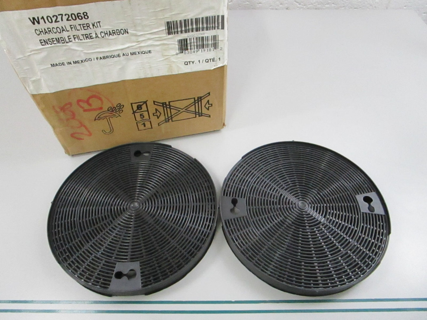 NEW OEM W10272068 Whirlpool Range Hood Filter Kit 0810