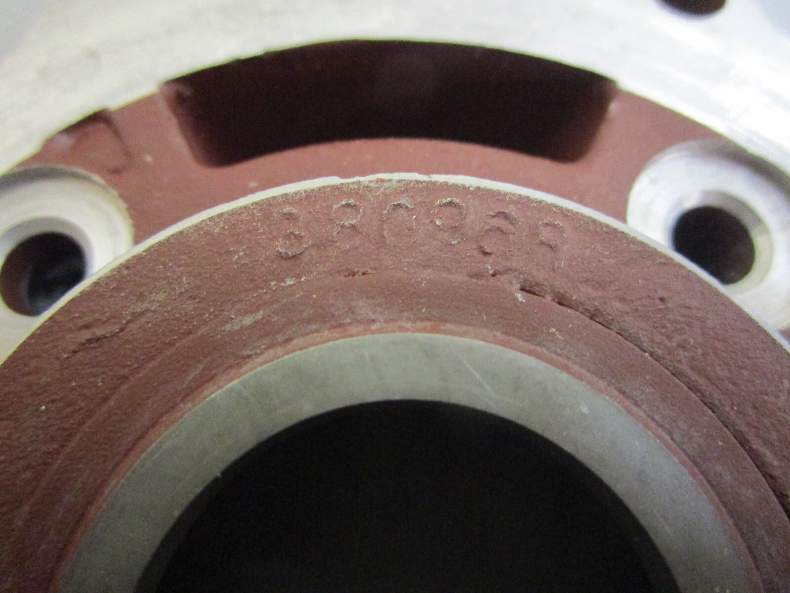 *NEW OEM* 0820 OMC Johnson Evinrude Lower Crankcase Head & Bushing 380968 038096